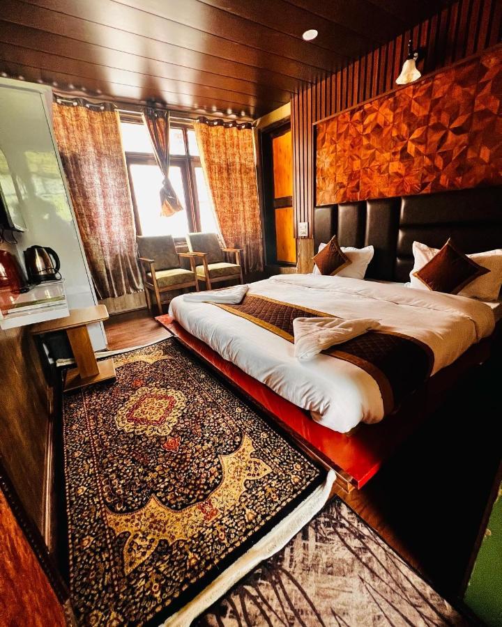 Lands End Resort Anantnag Extérieur photo