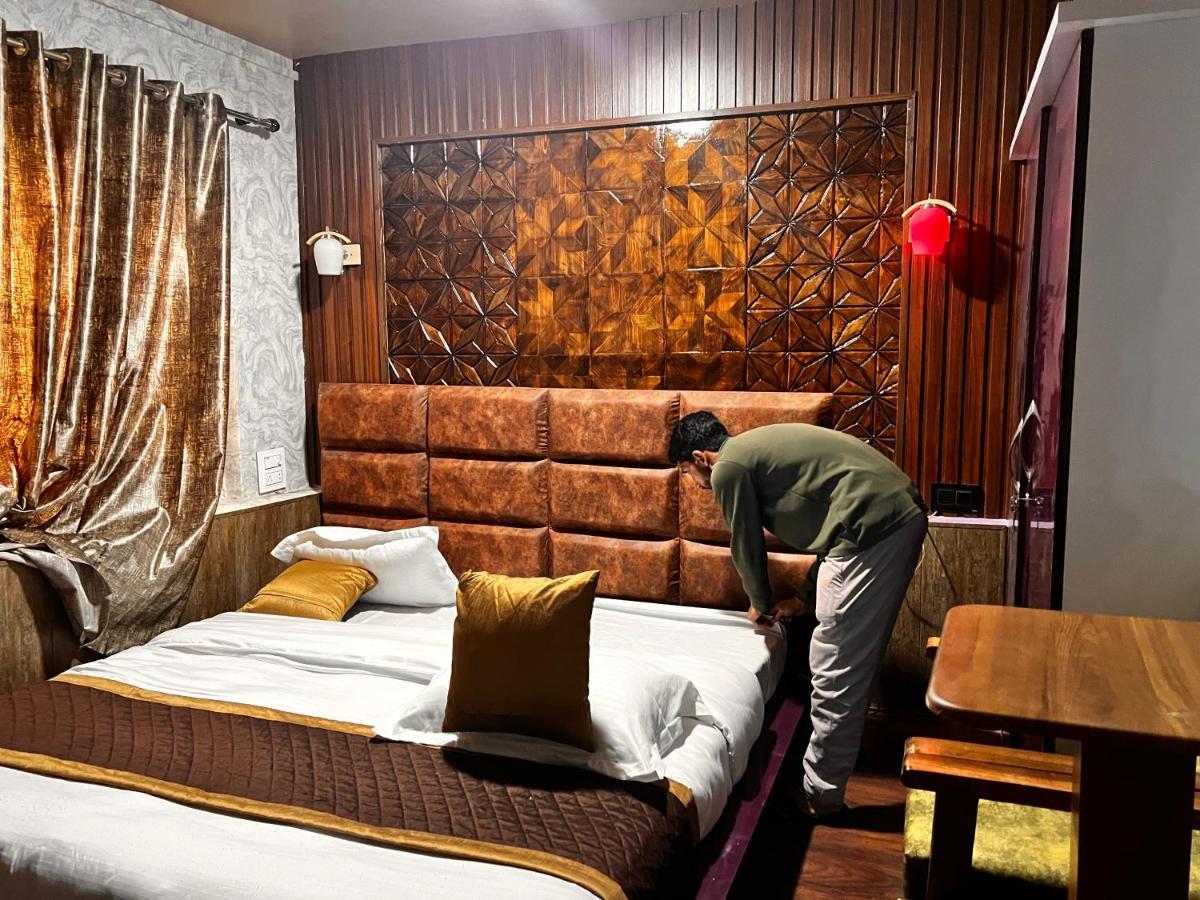 Lands End Resort Anantnag Extérieur photo